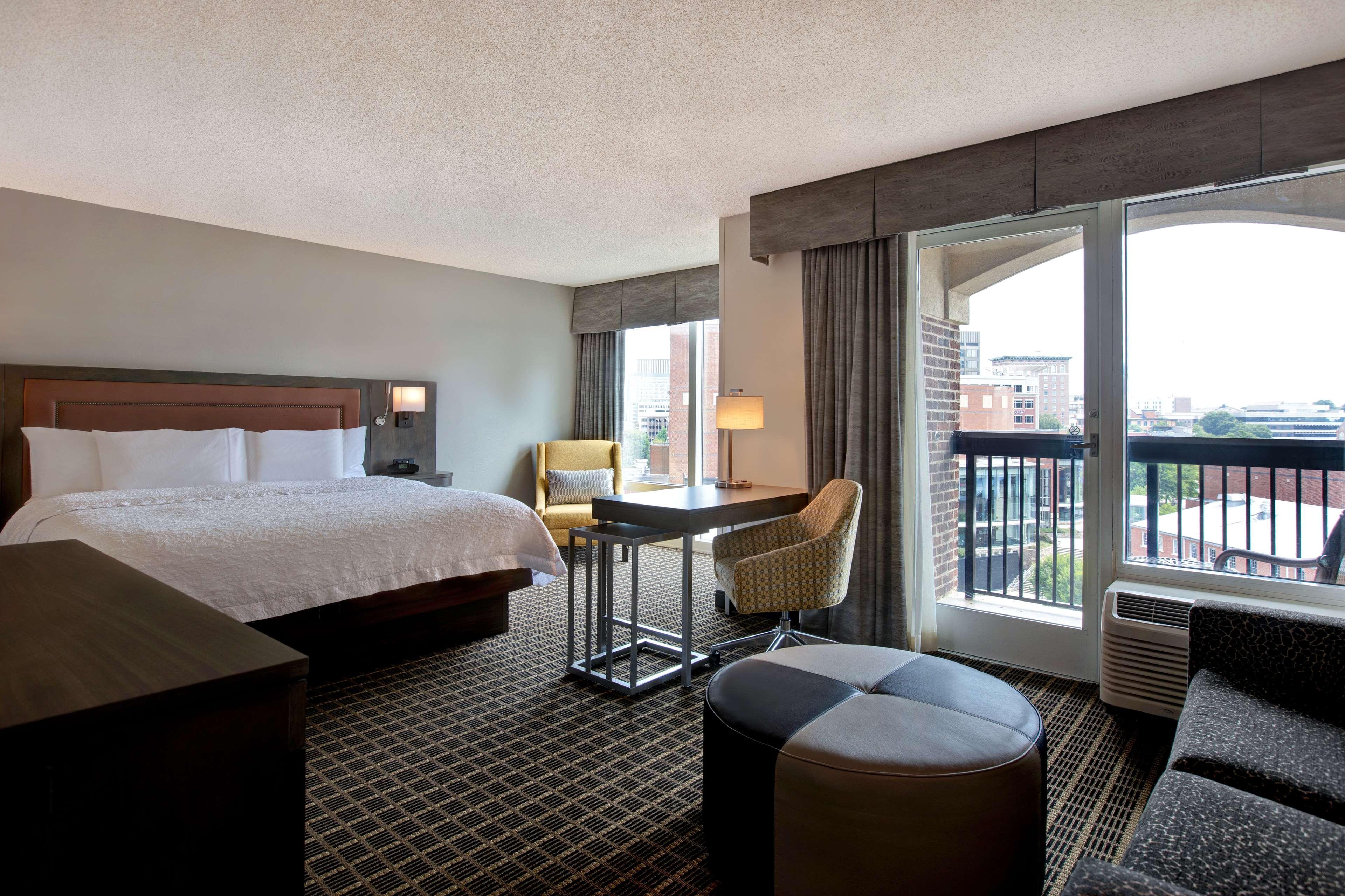 Hampton Inn & Suites Greenville-Downtown-Riverplace Exteriér fotografie