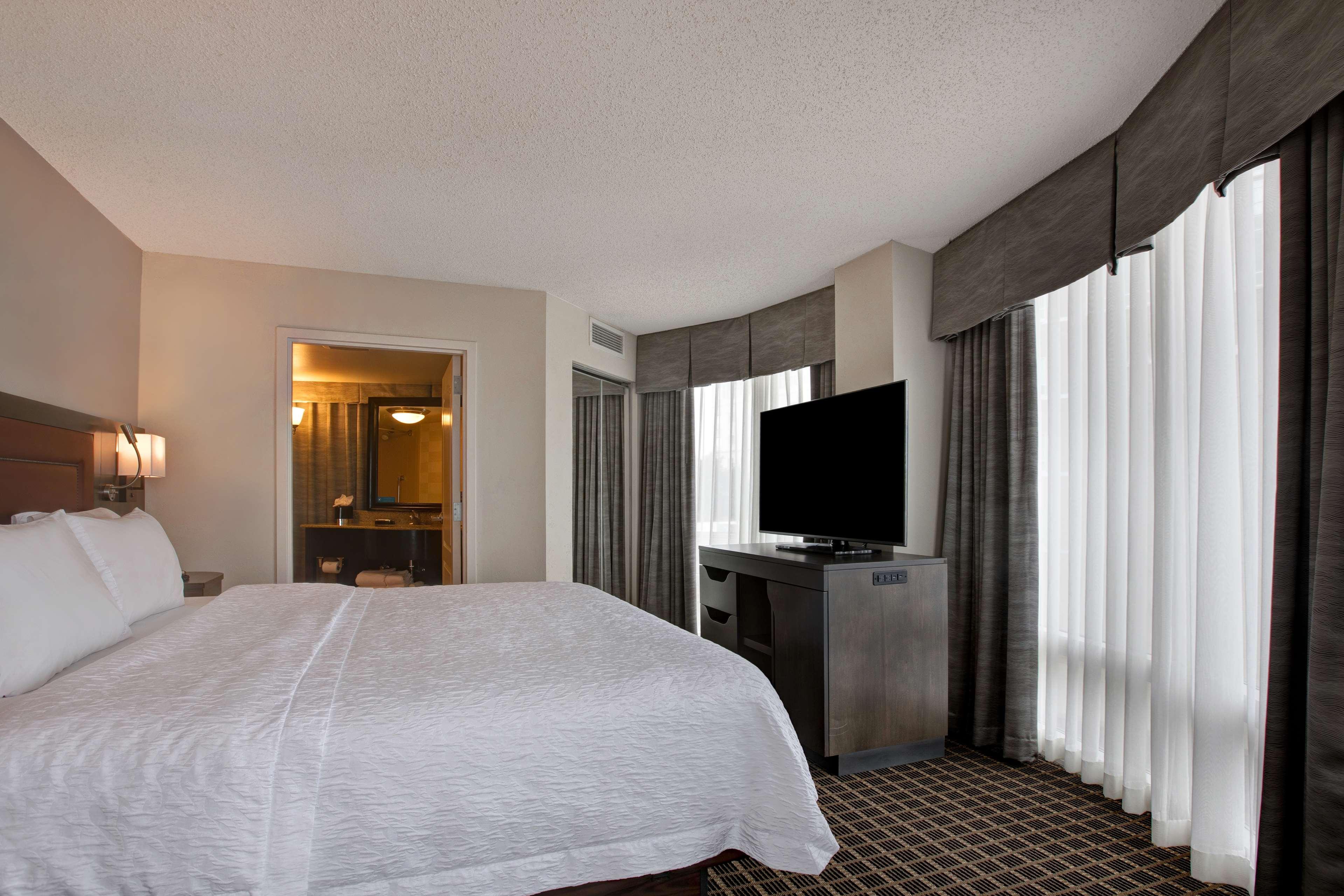 Hampton Inn & Suites Greenville-Downtown-Riverplace Exteriér fotografie