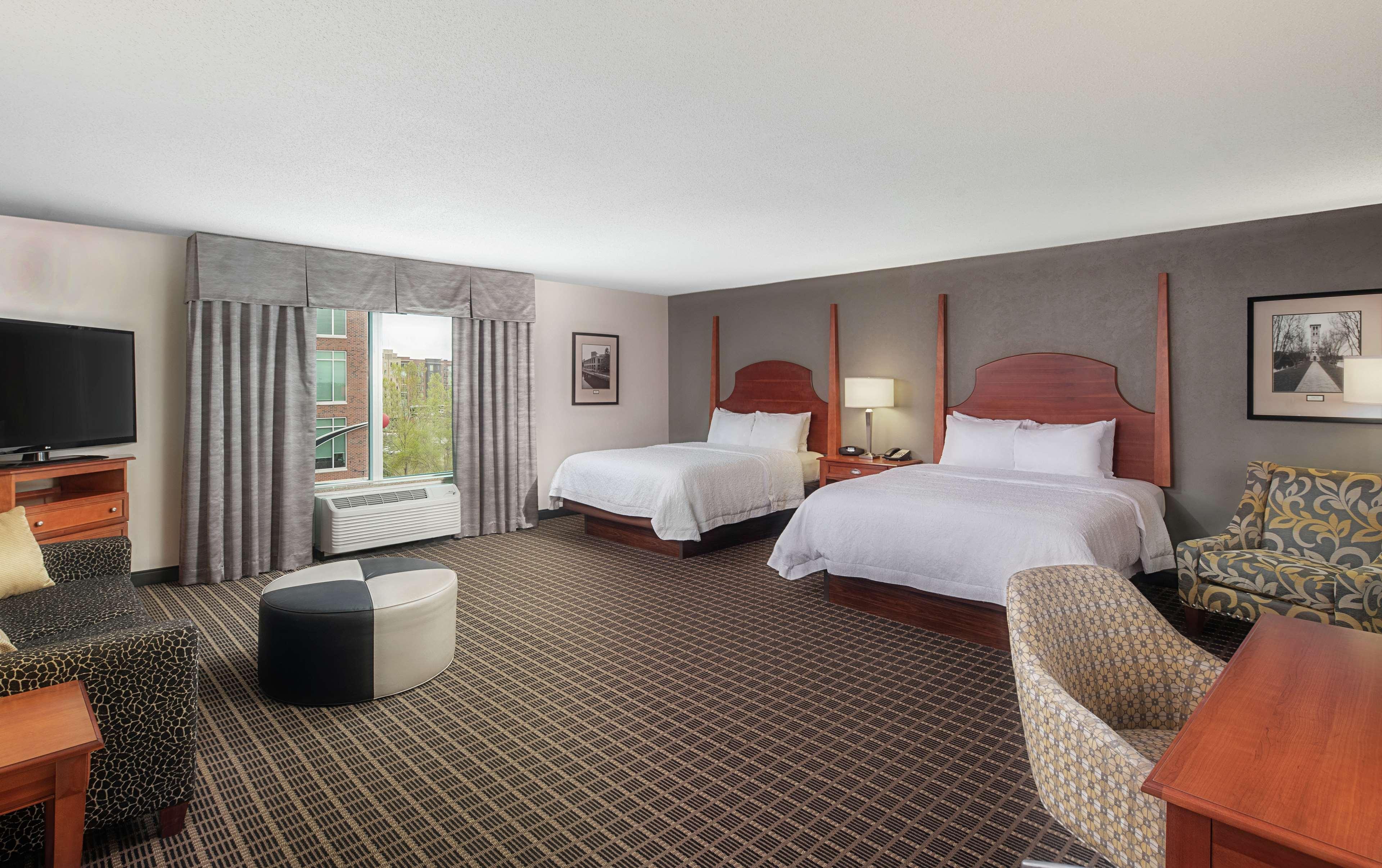 Hampton Inn & Suites Greenville-Downtown-Riverplace Exteriér fotografie