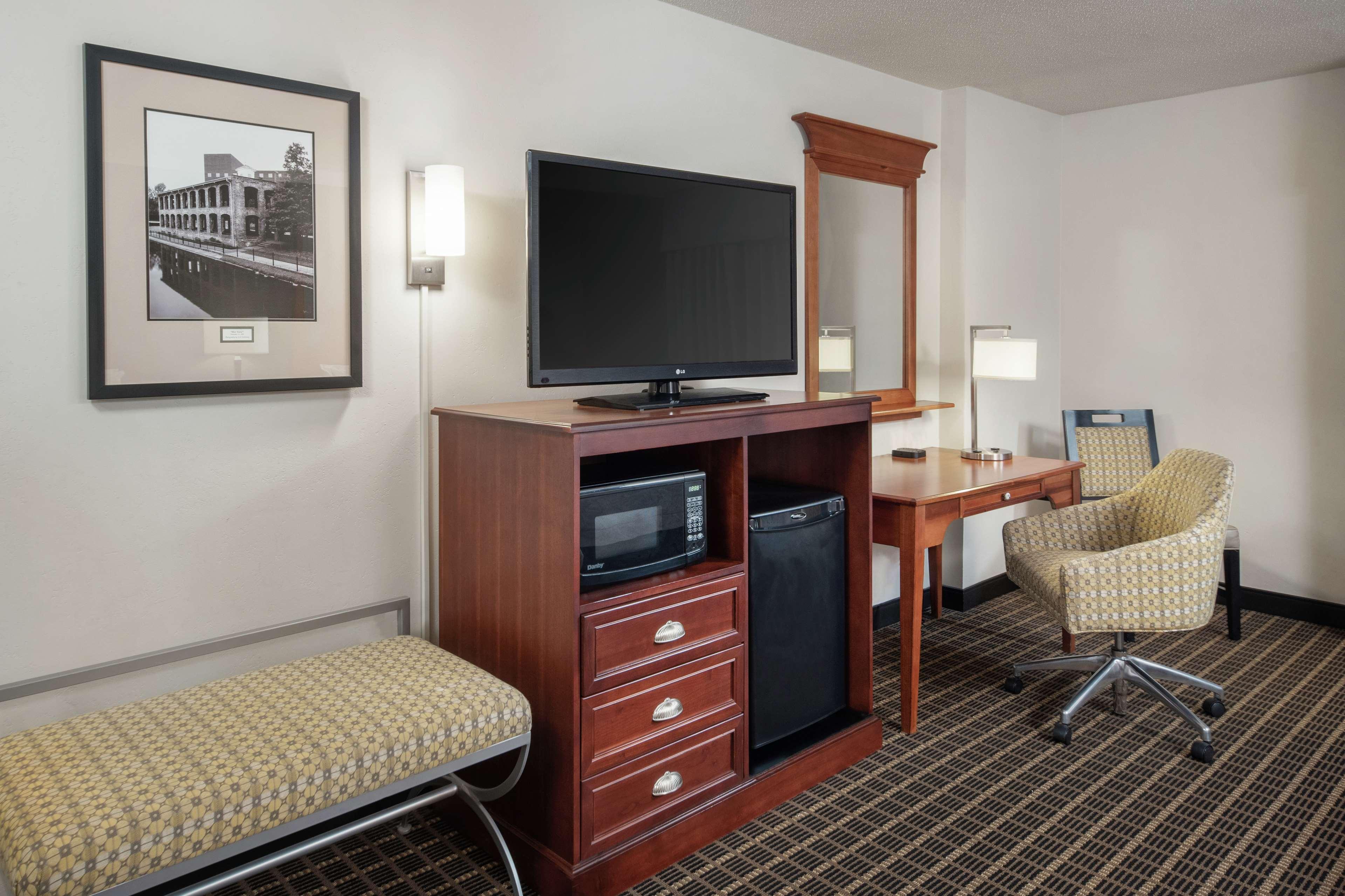Hampton Inn & Suites Greenville-Downtown-Riverplace Exteriér fotografie