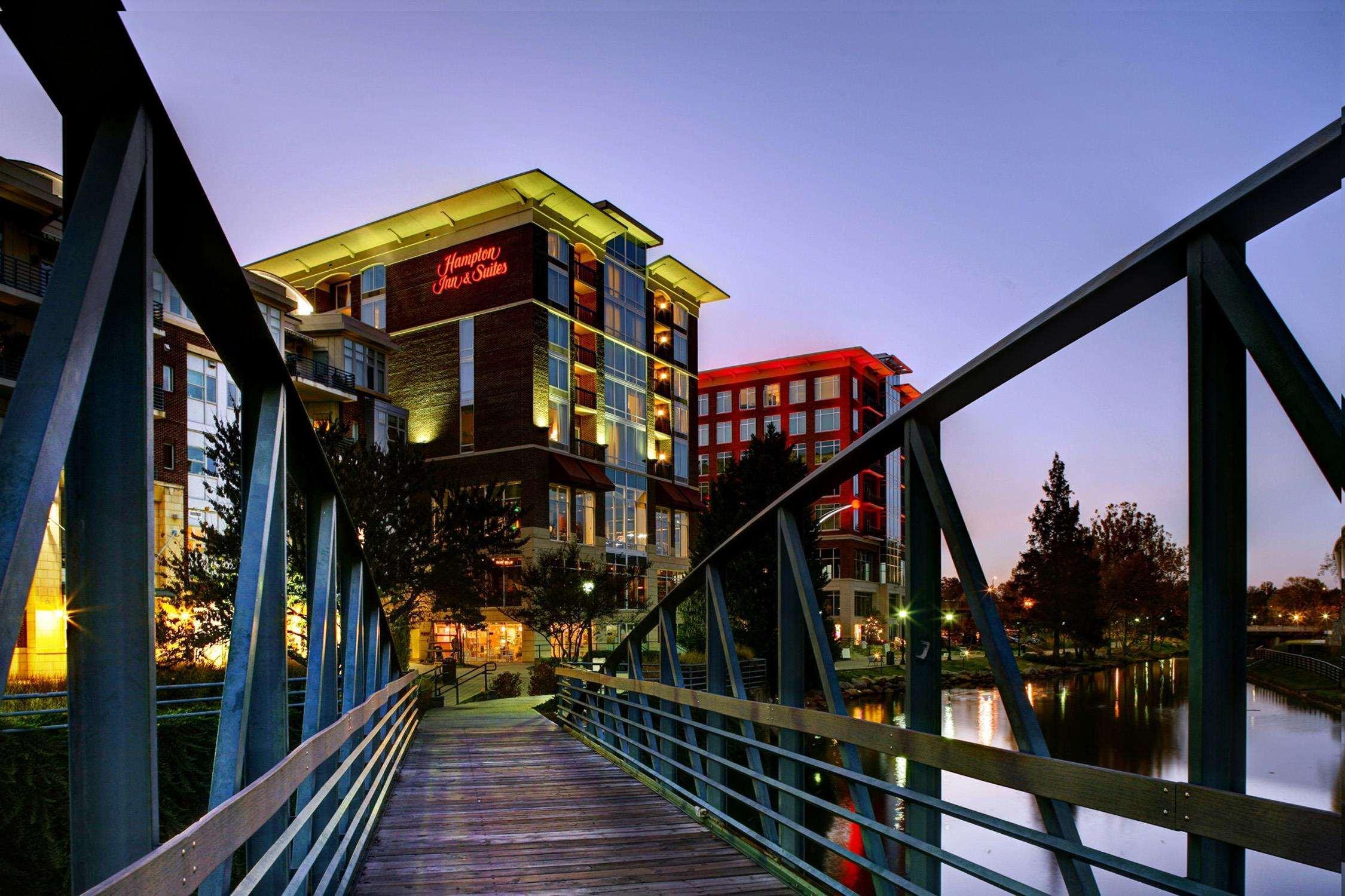 Hampton Inn & Suites Greenville-Downtown-Riverplace Exteriér fotografie