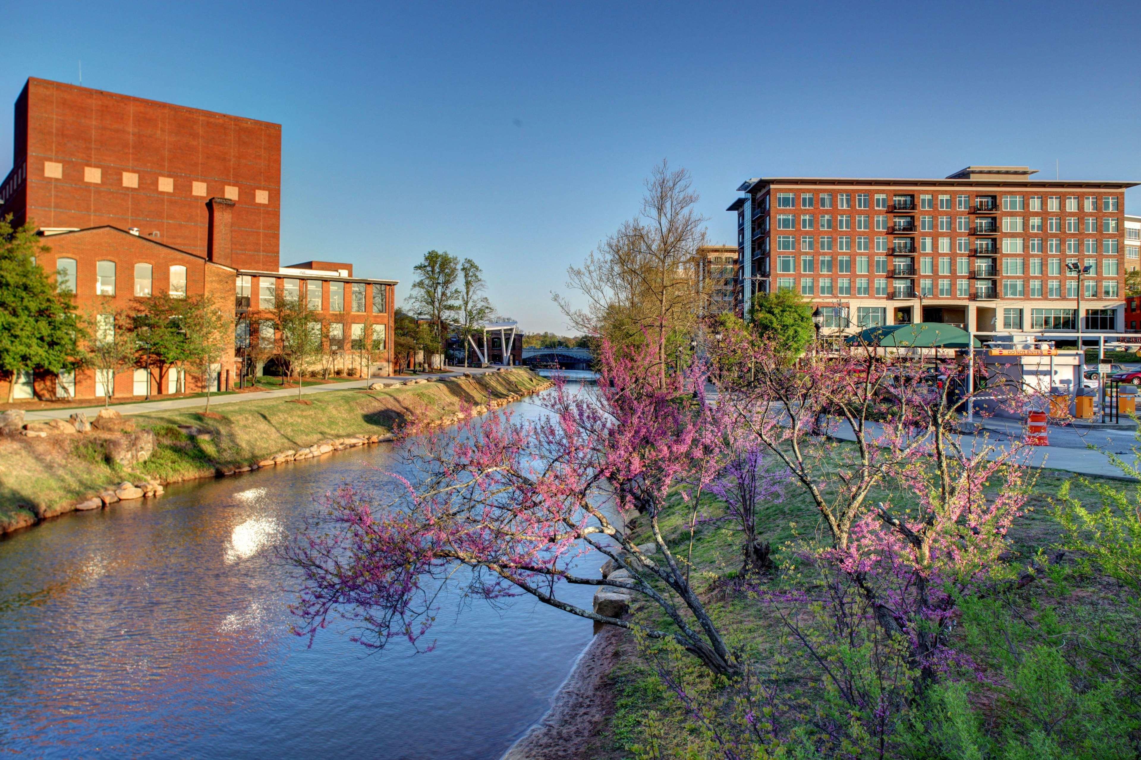 Hampton Inn & Suites Greenville-Downtown-Riverplace Exteriér fotografie