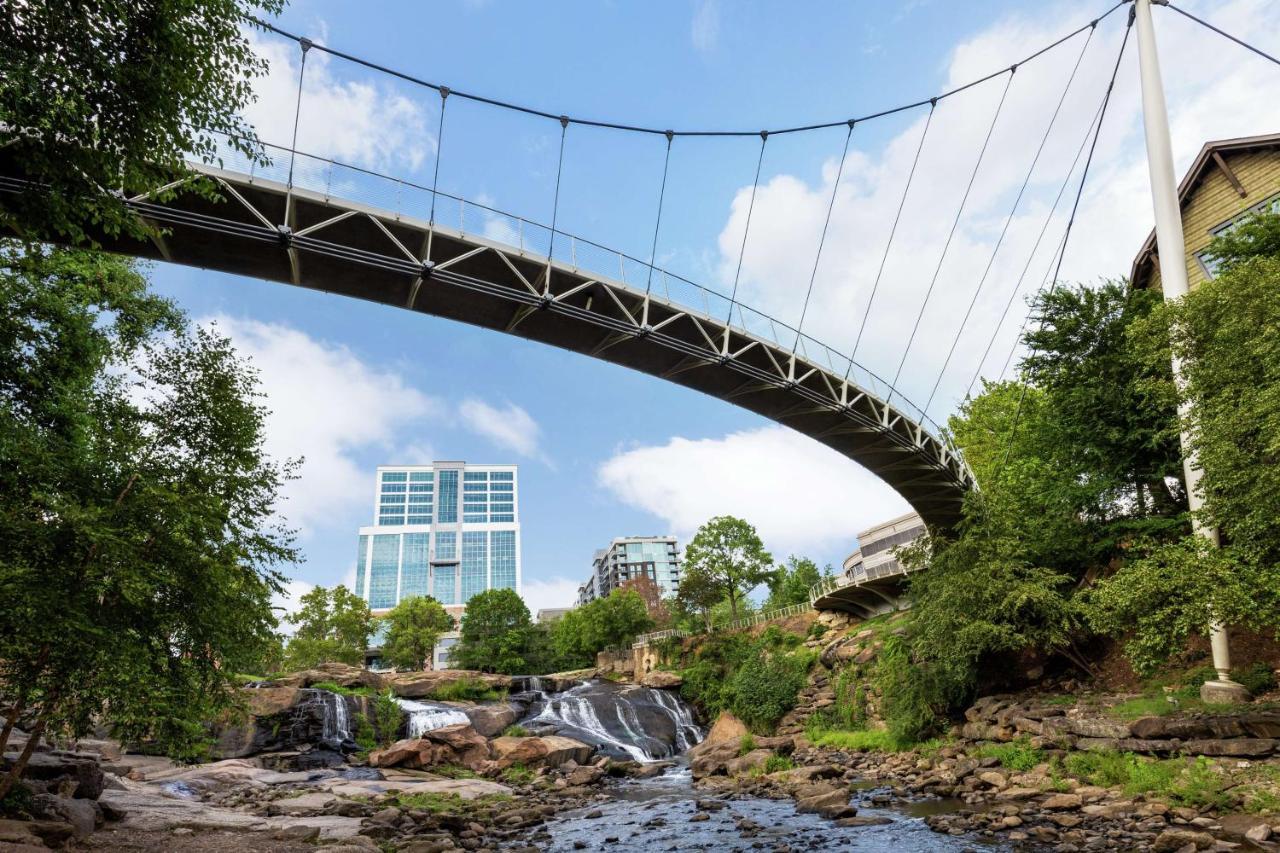 Hampton Inn & Suites Greenville-Downtown-Riverplace Exteriér fotografie